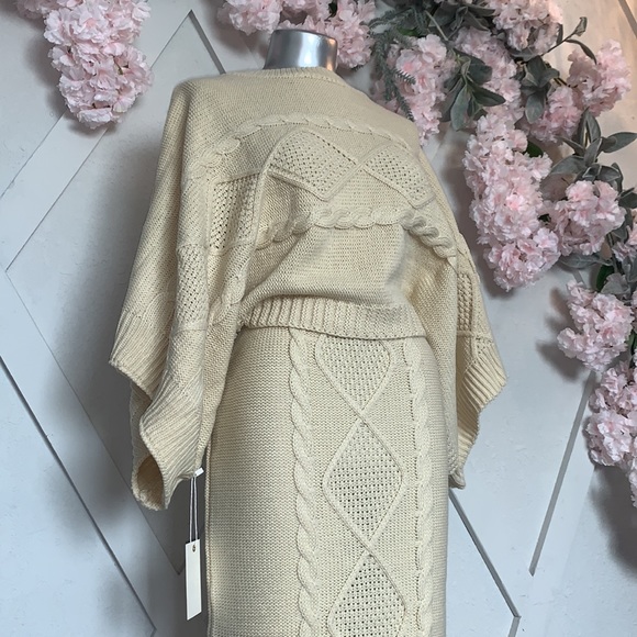 Knit Sweater and skirt set cream - Picture 3 of 3